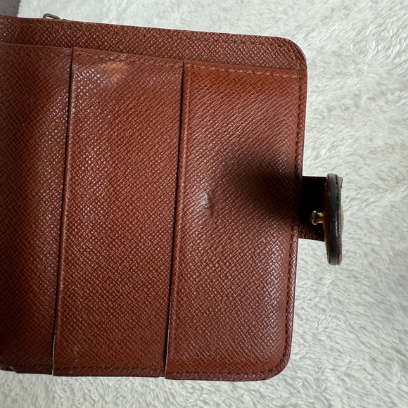 Louis Vuitton Monogram Compact Zippy/Snappy Wallet - Picture 8 of 10